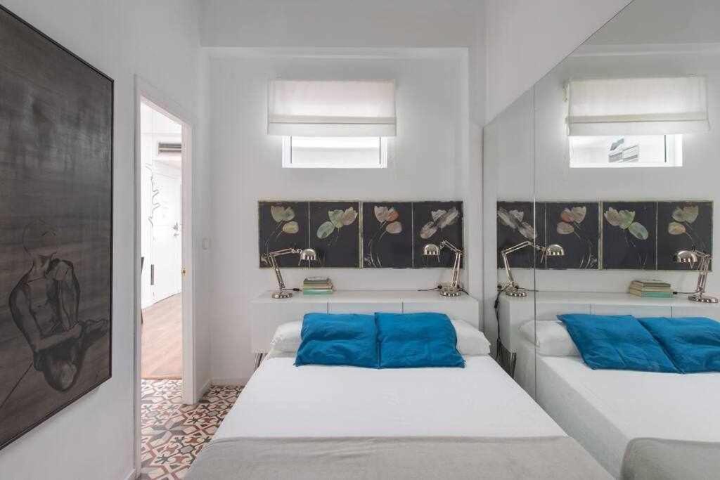 Lujoso Apartamento Con Patio En Triana Sevilla Esterno foto