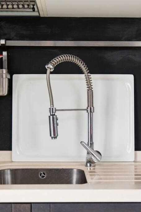 Lujoso Apartamento Con Patio En Triana Sevilla Esterno foto