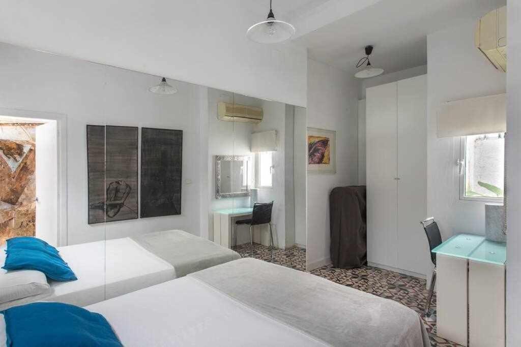 Lujoso Apartamento Con Patio En Triana Sevilla Esterno foto
