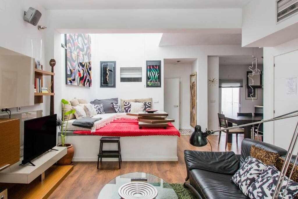Lujoso Apartamento Con Patio En Triana Sevilla Esterno foto